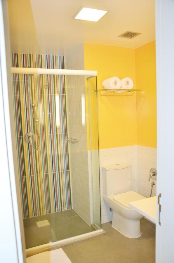 Hotel Ibis Styles Balneário Camboriú - 1 Quadra do Mar Esterno foto