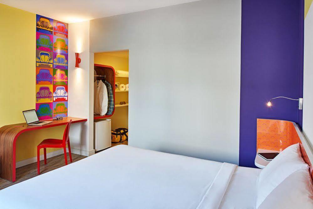 Hotel Ibis Styles Balneário Camboriú - 1 Quadra do Mar Esterno foto